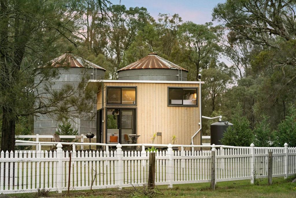 Yellow Rock Views By Tiny Away Broke Exterior foto