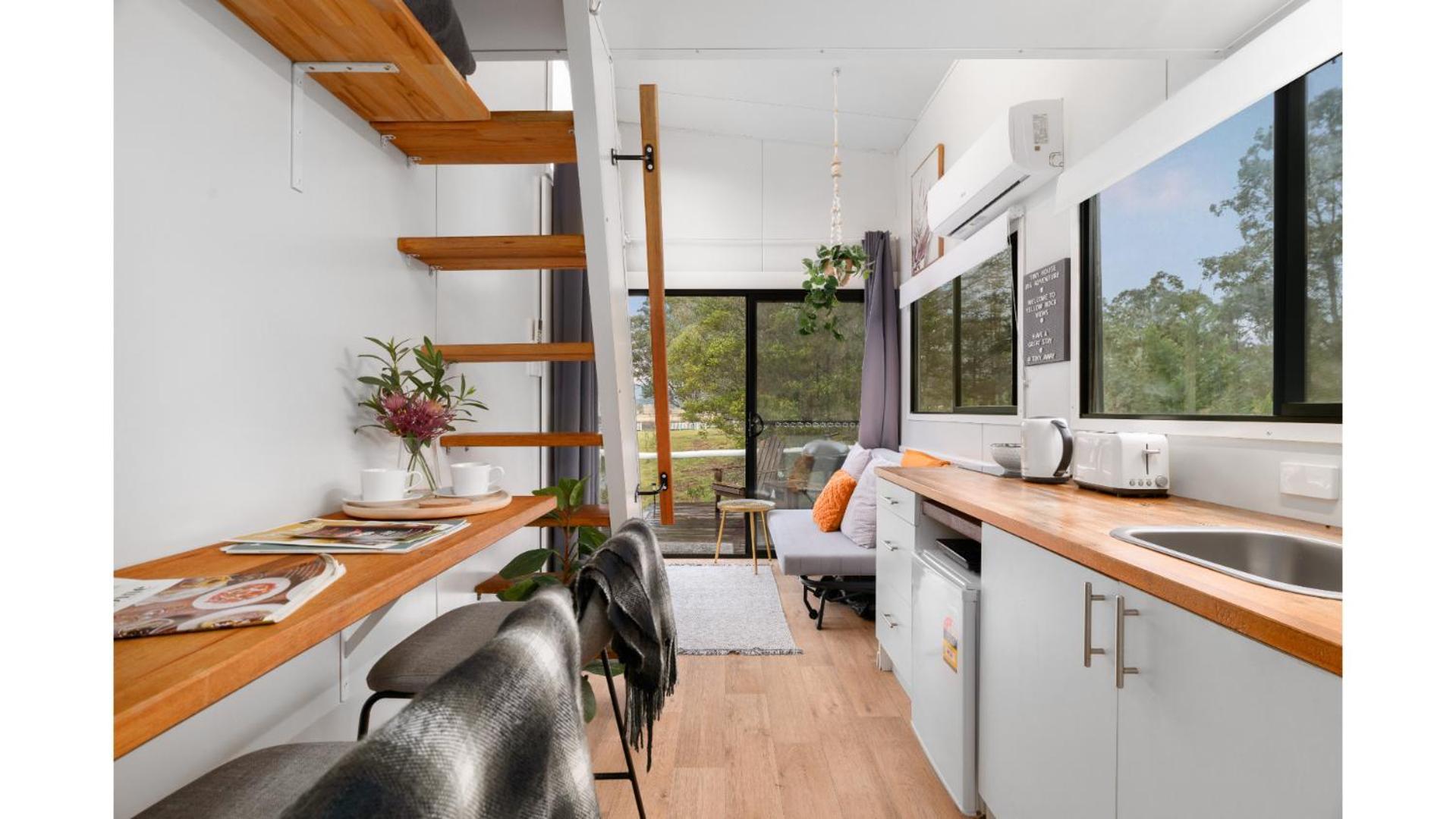Yellow Rock Views By Tiny Away Broke Exterior foto